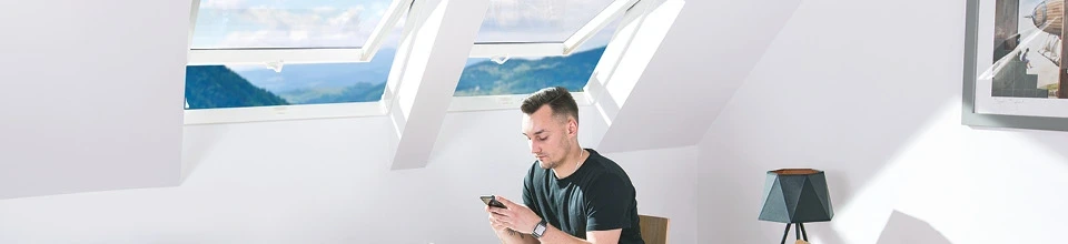 Plastová střešní okna